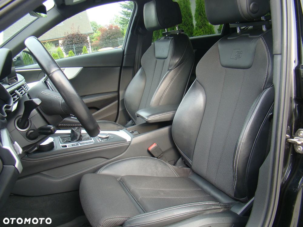 Audi A4 Avant 2.0 TFSI ultra design - 22