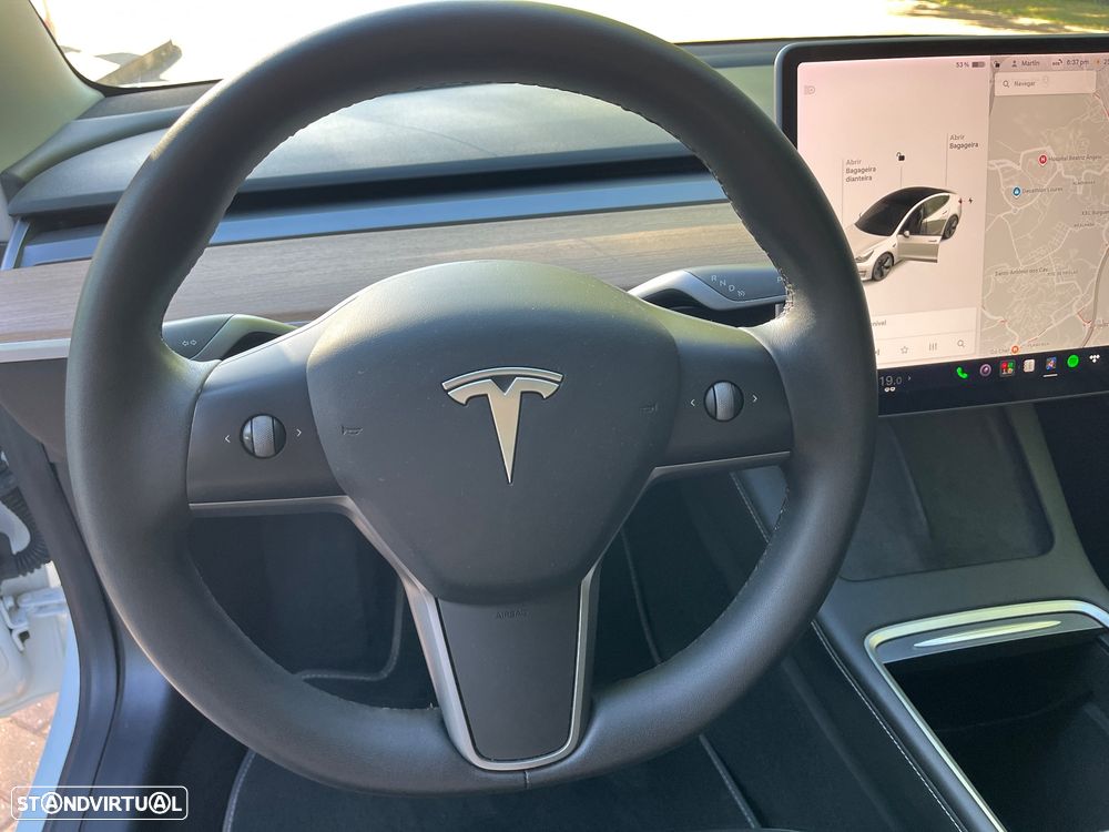 Tesla Model 3 - 17