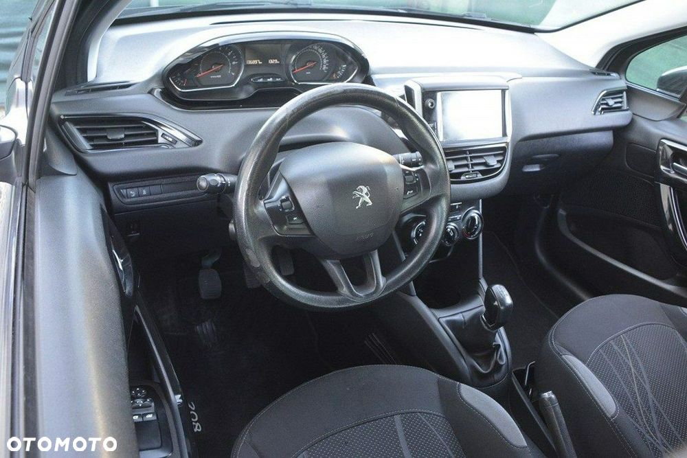 Peugeot 208 1.2 PureTech Access - 11