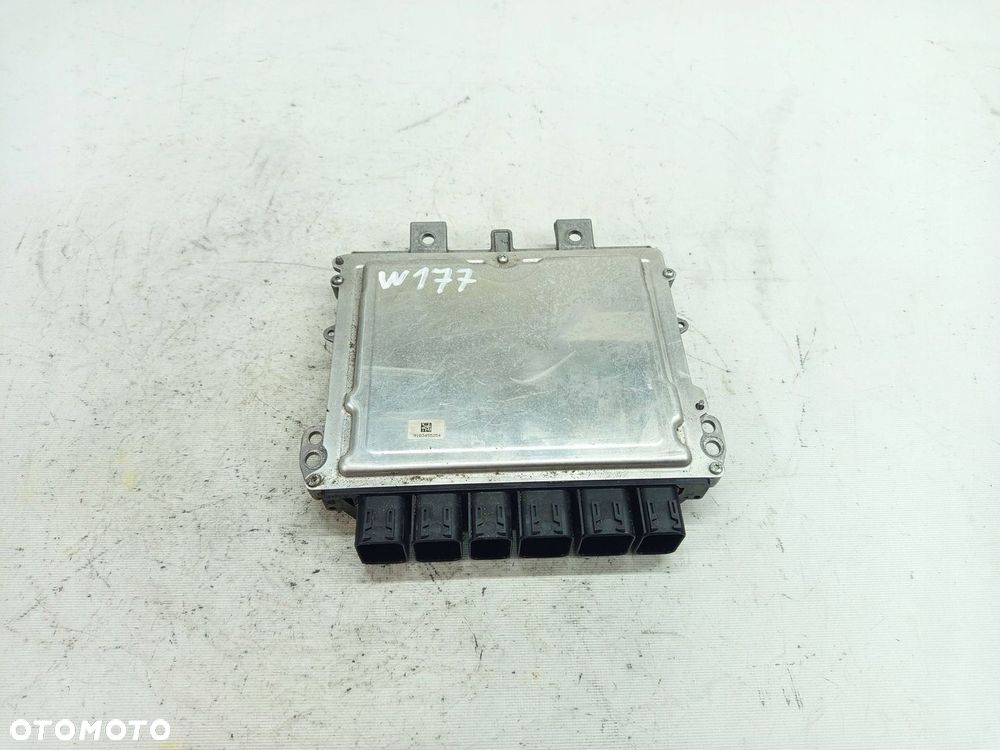 STEROWNIK KOMPUTER SILNIKA MERCEDES A W177 B W247 2.0 CDI A6549004300 - 4