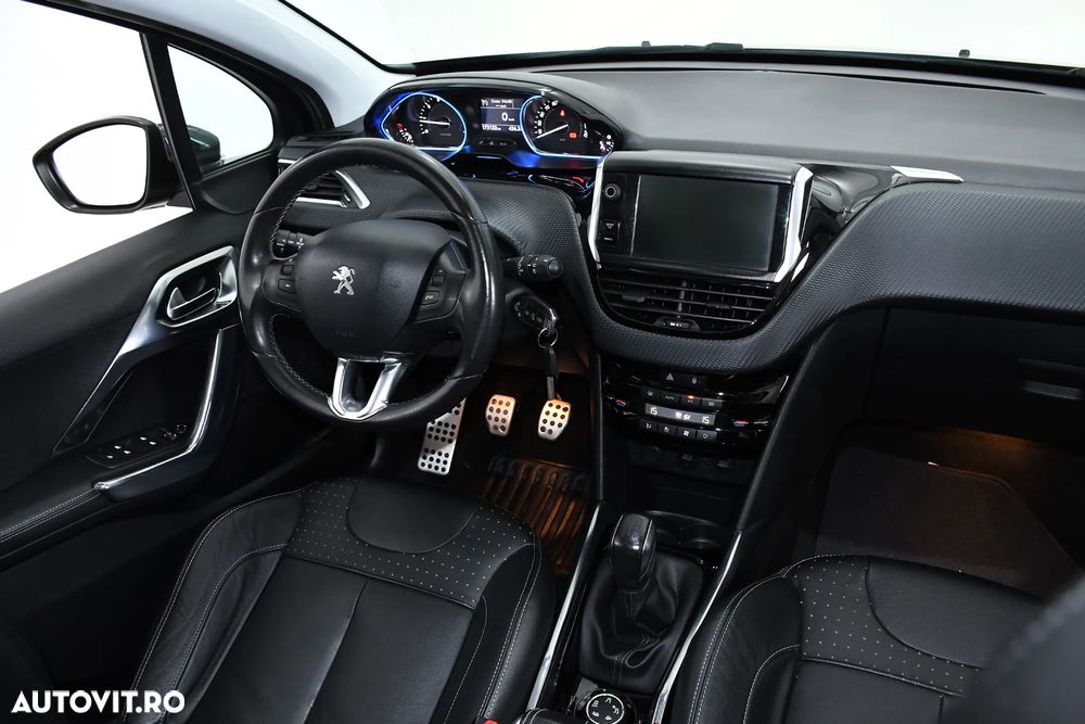 Peugeot 2008 120 VTI Allure - 5