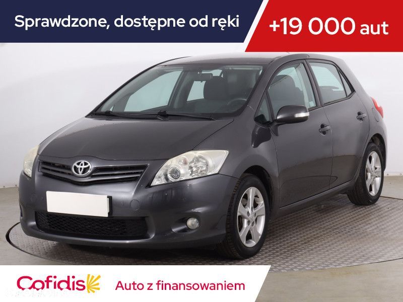 Toyota Auris - 2