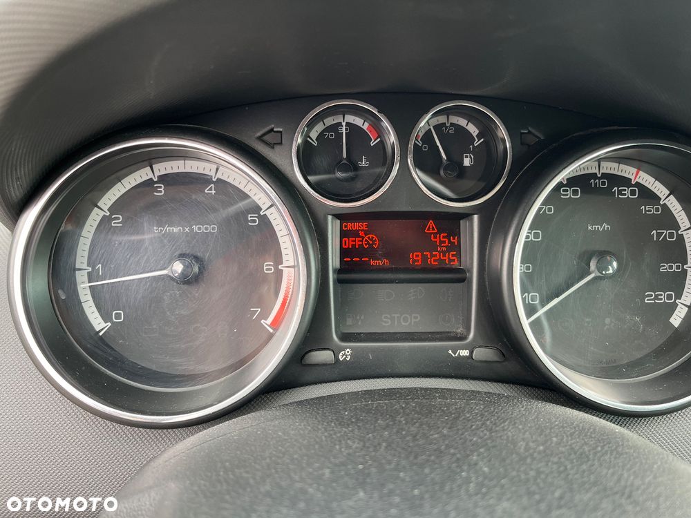 Peugeot 308 1.6 Premium - 10