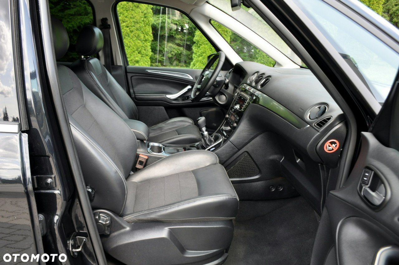 Ford Galaxy - 17