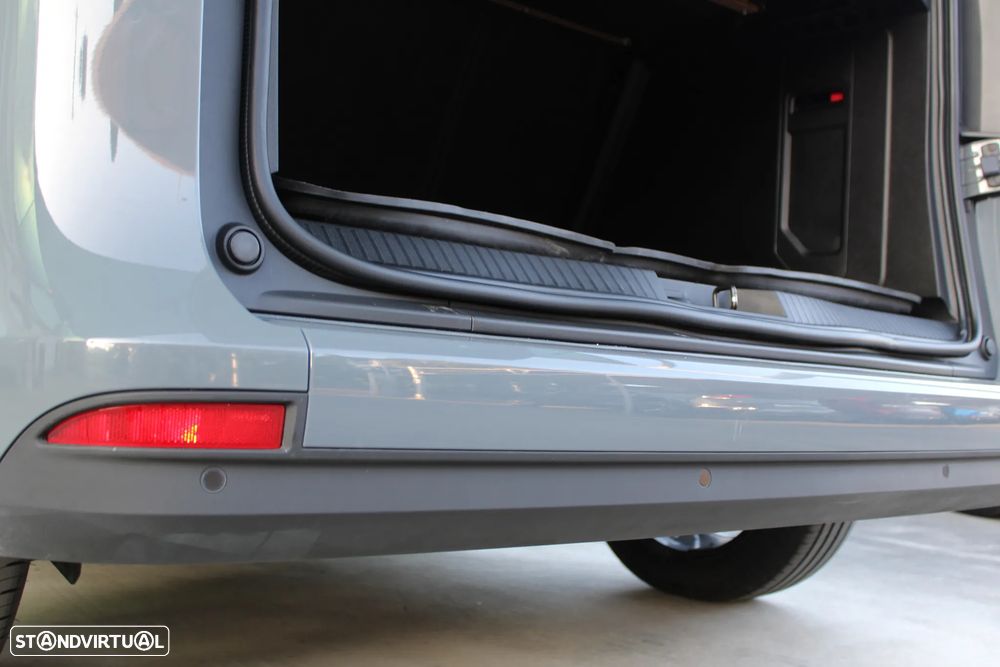 Mercedes-Benz T 180 d Auto Progressive - 10