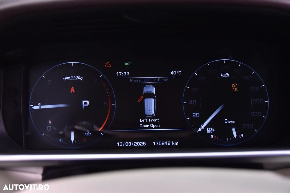 Land Rover Range Rover 3.0L TDV6 Autobiography - 10