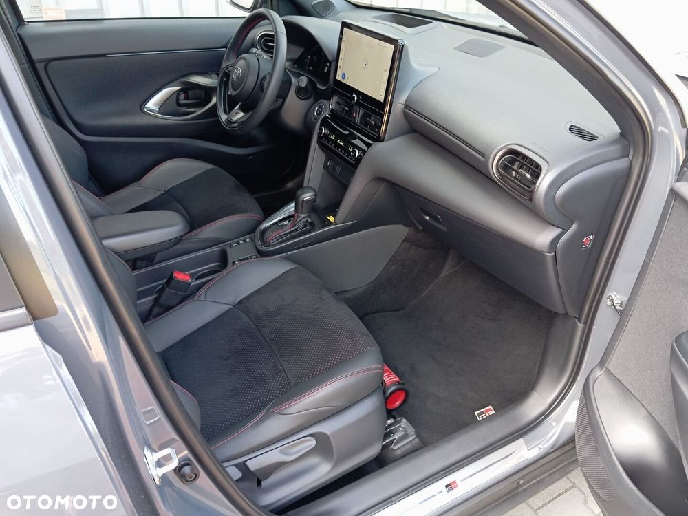 Toyota Yaris Cross Hybrid 1.5 GR Sport - 8