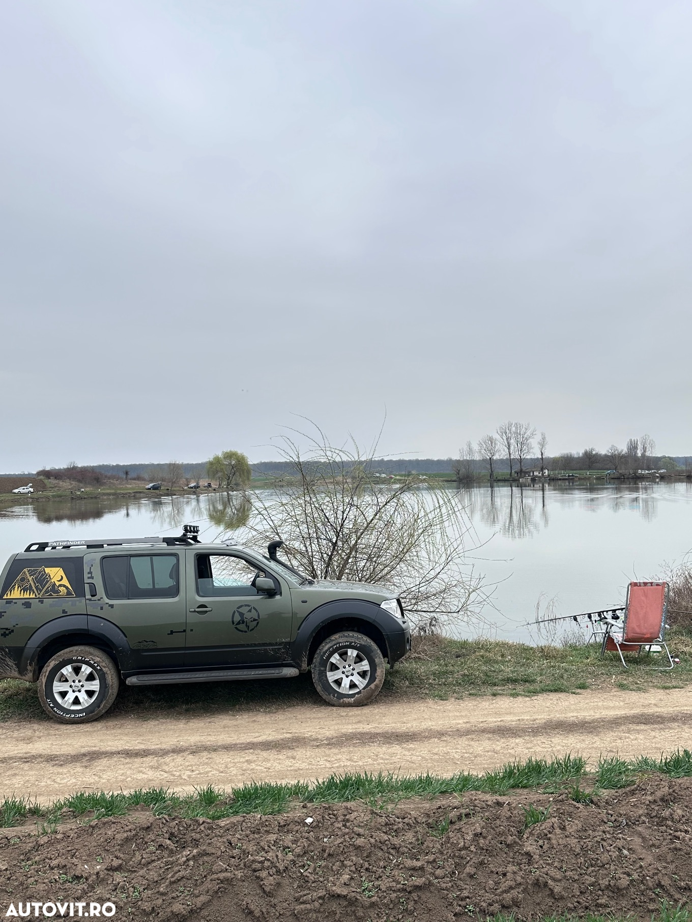 Nissan Pathfinder - 8
