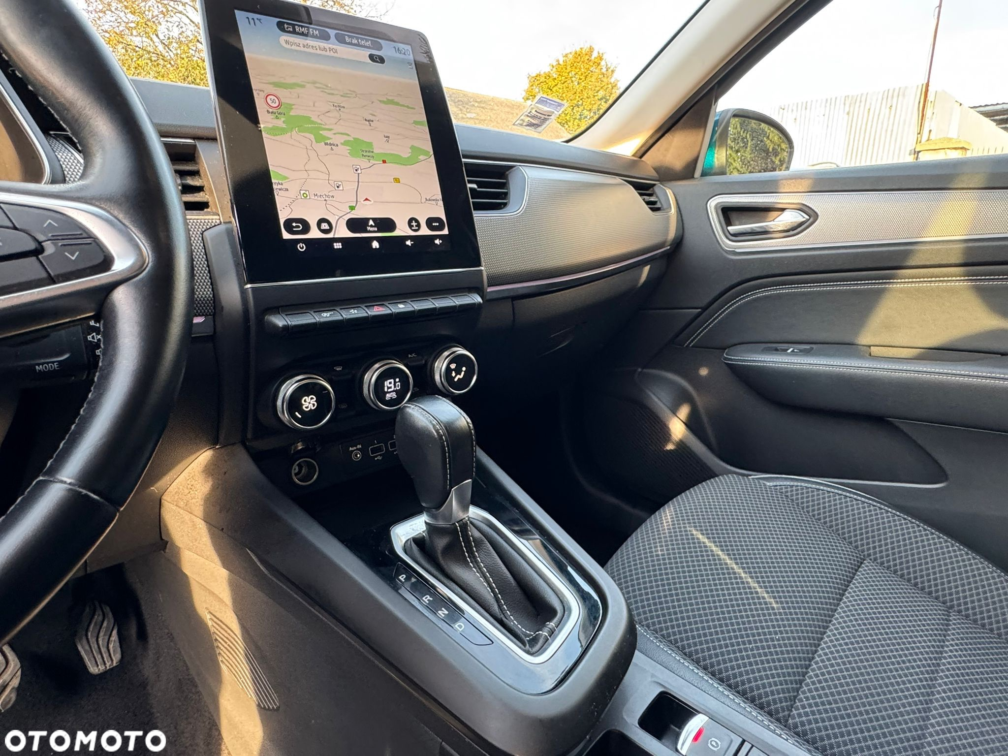 Renault Arkana 1.3 TCe mHEV Techno EDC - 18