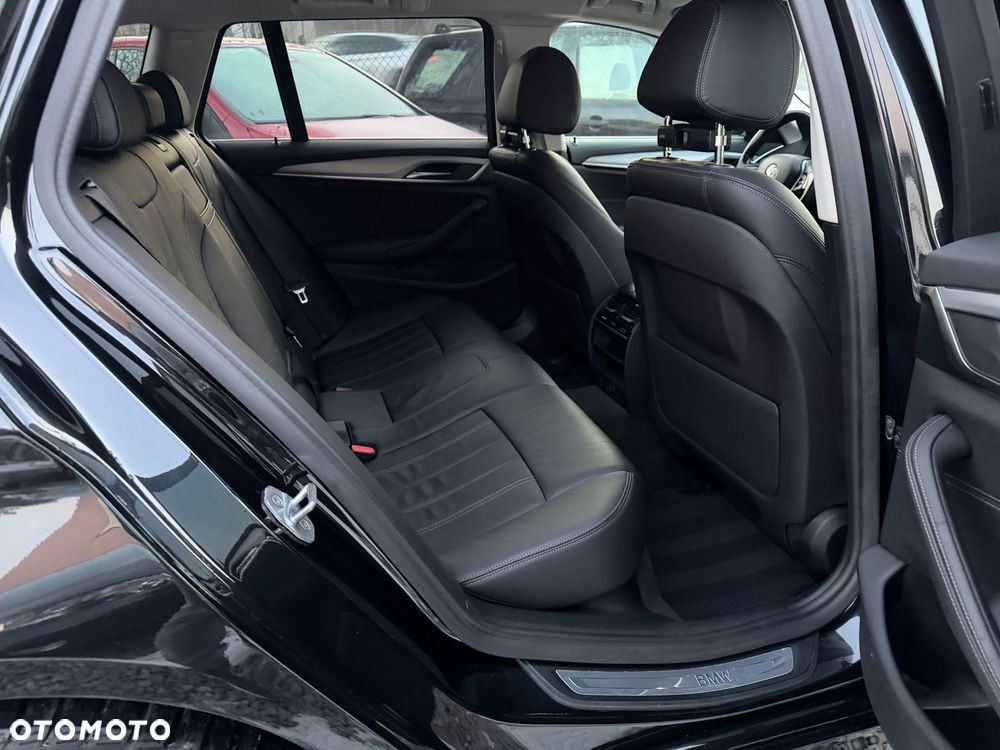 BMW Seria 5 520d Luxury Line - 14