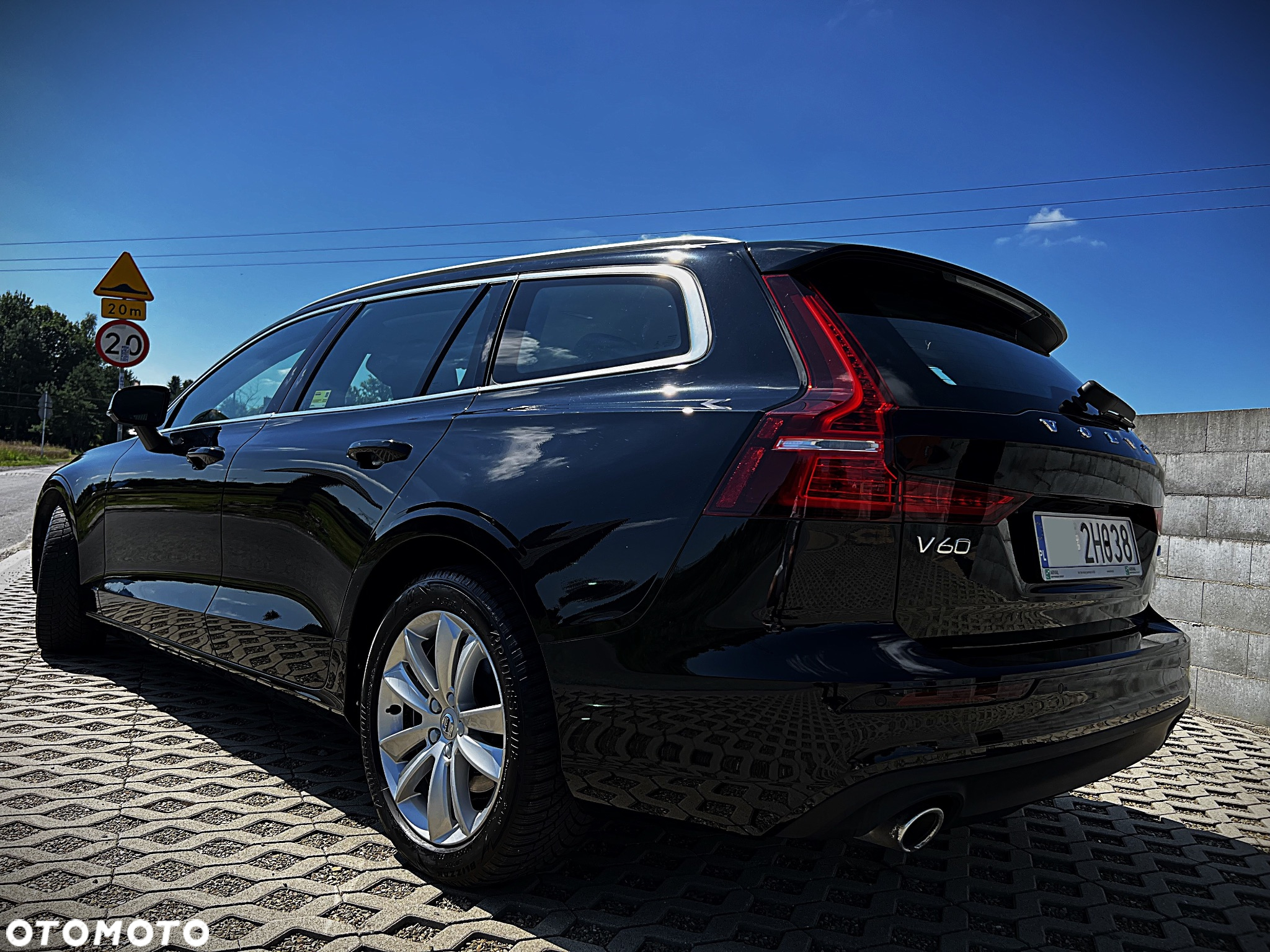 Volvo V60 B3 B Momentum Pro - 5