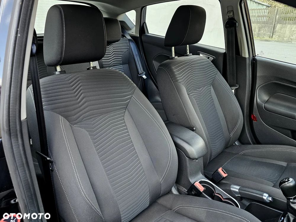 Ford Fiesta 1.25 Titanium - 19