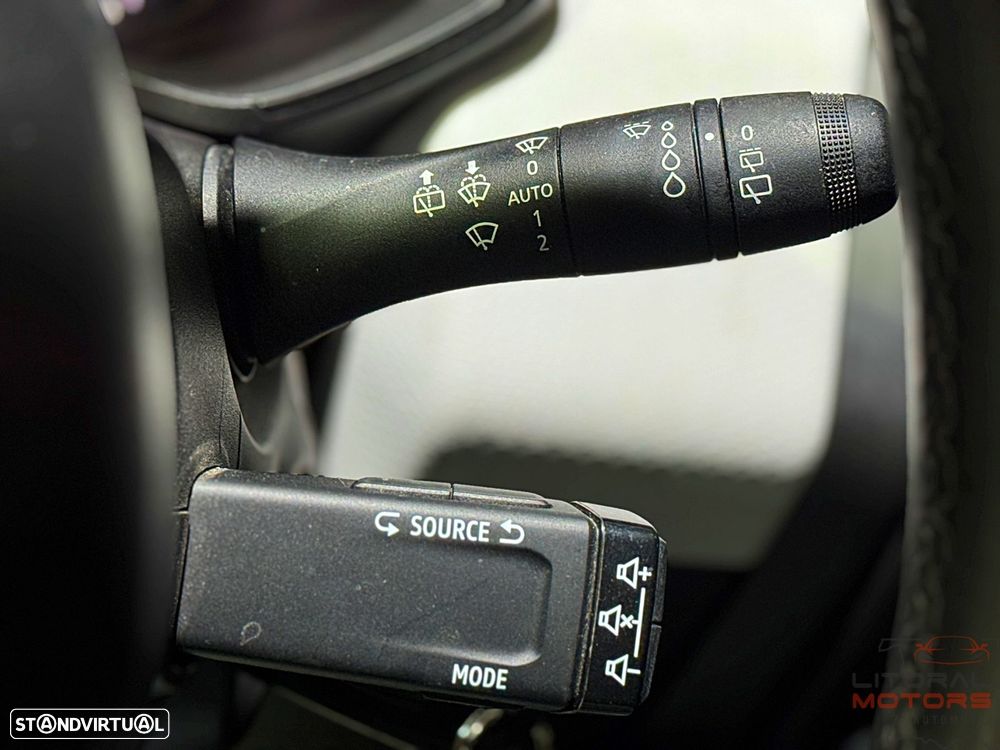 Renault Clio 1.0 TCe Limited - 25