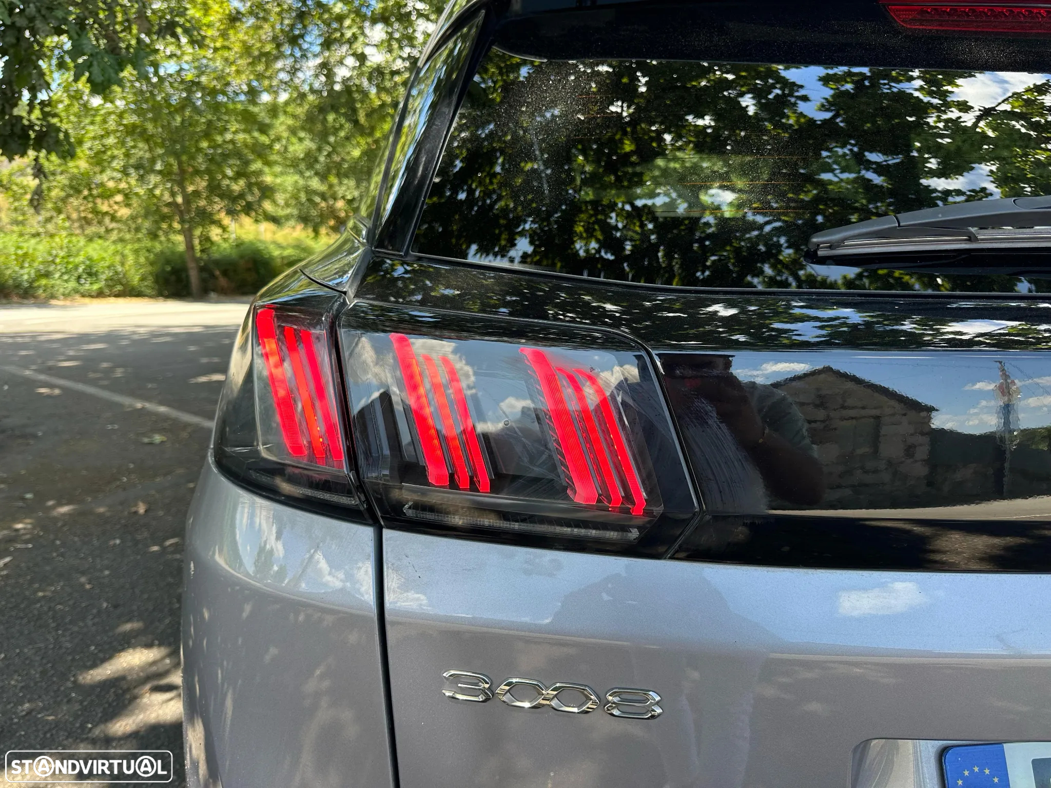 Peugeot 3008 1.6 Hybrid GT Pack e-EAT8 - 16