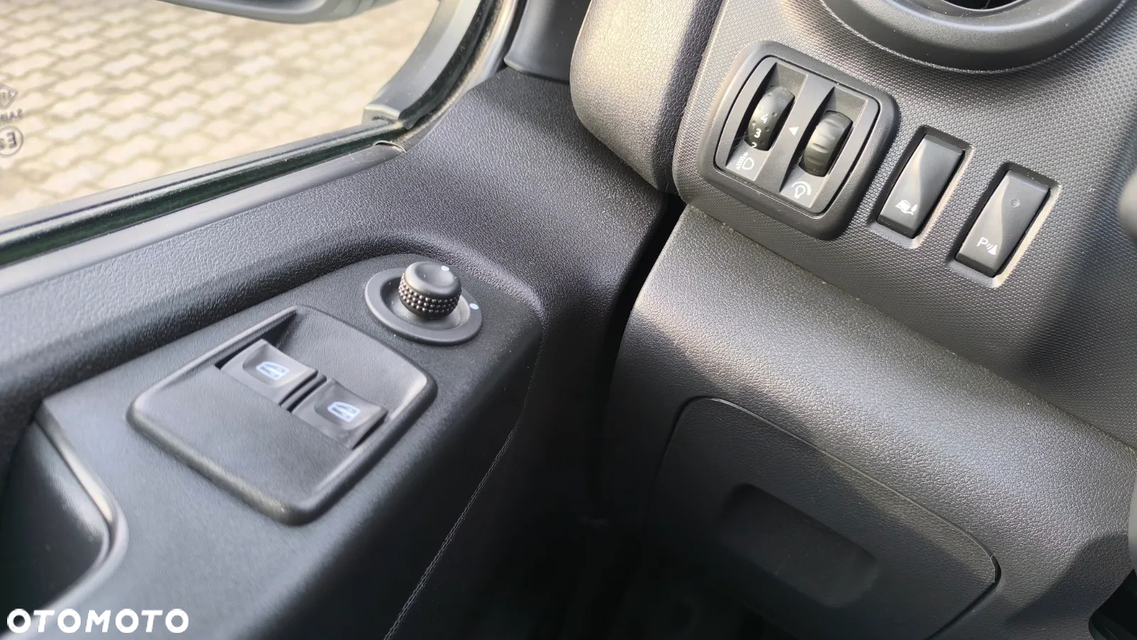 Renault Trafic - 20