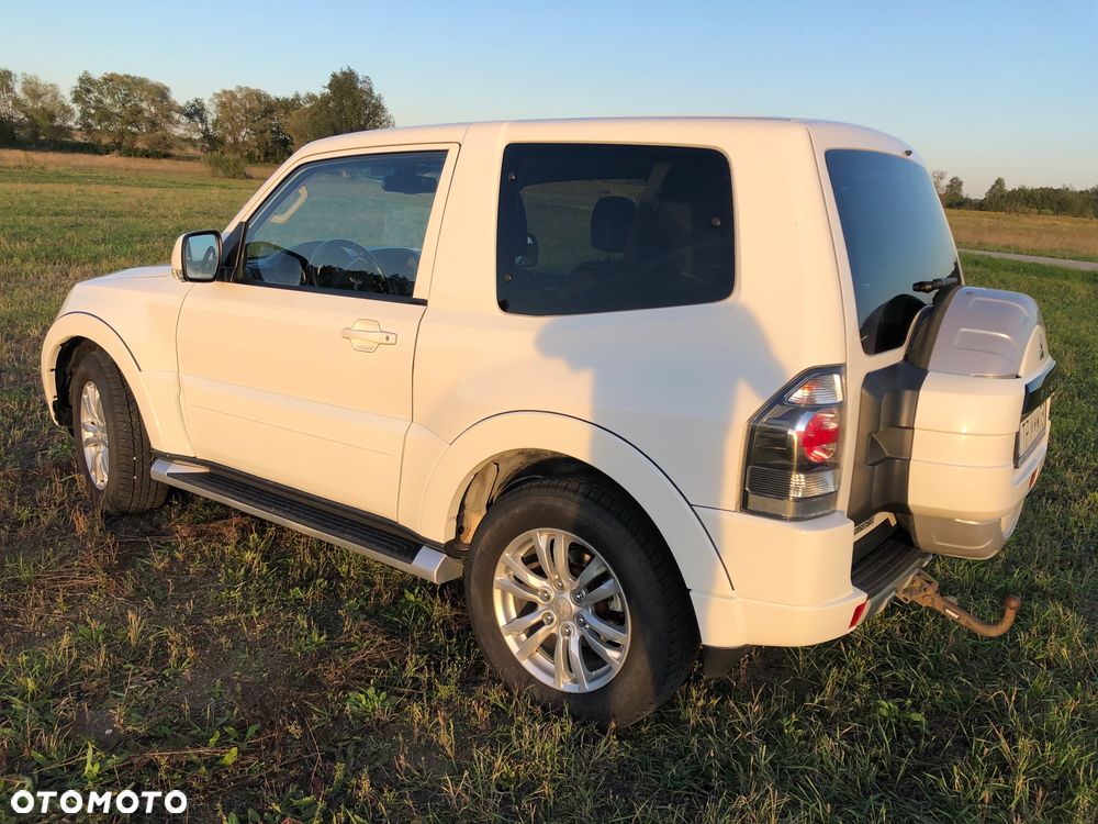 Mitsubishi Pajero 3.2 DID Intense - 8