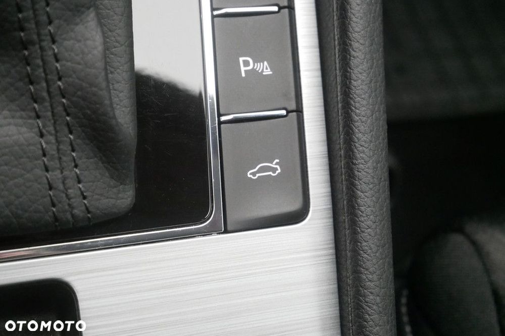 Skoda Superb 1.5 TSI Ambition DSG - 18