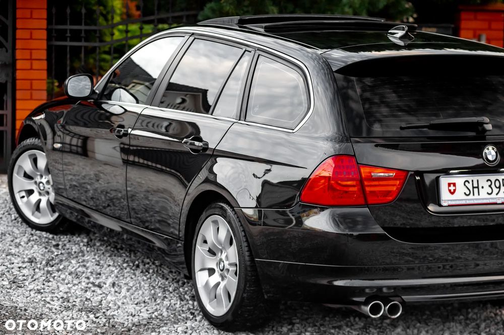 BMW Seria 3 330d xDrive DPF Touring Edition Exclusive - 8