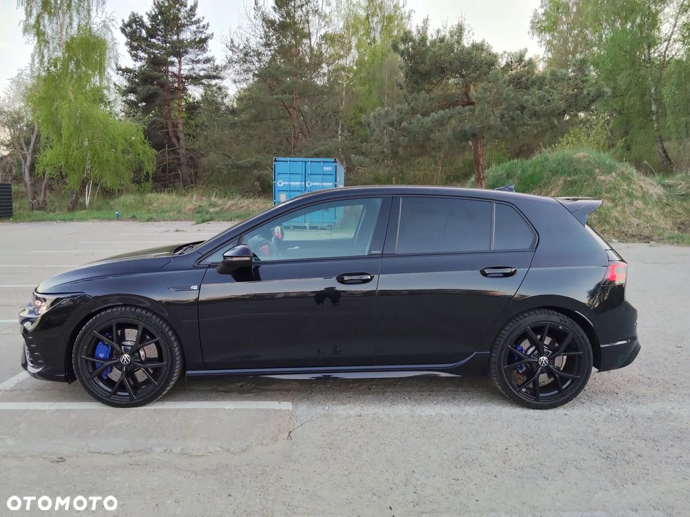 Volkswagen Golf - 2