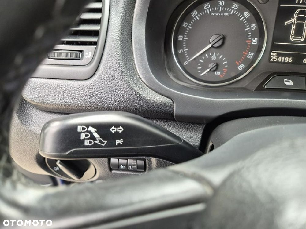 Skoda Roomster - 25