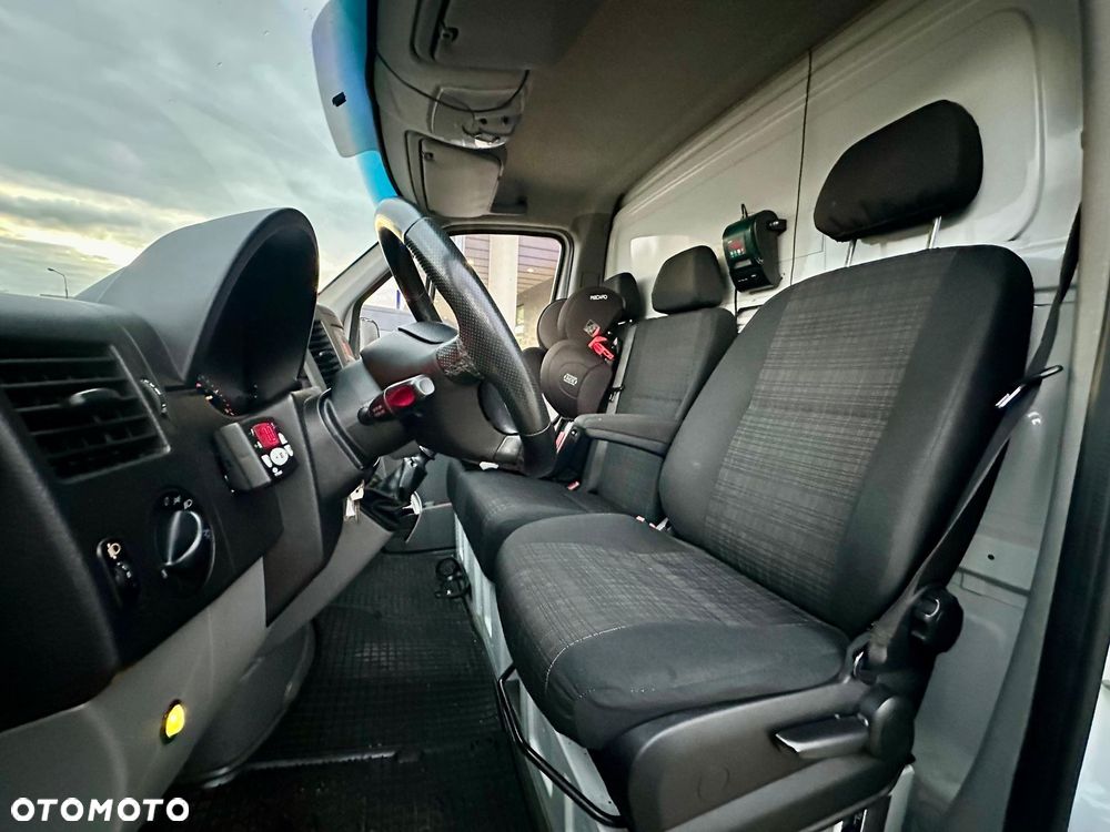 Mercedes-Benz SPRINTER - 15