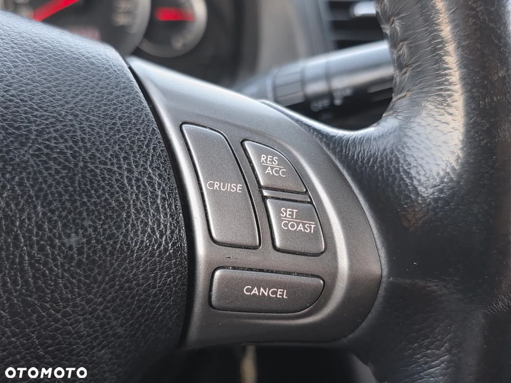 Subaru Legacy - 26