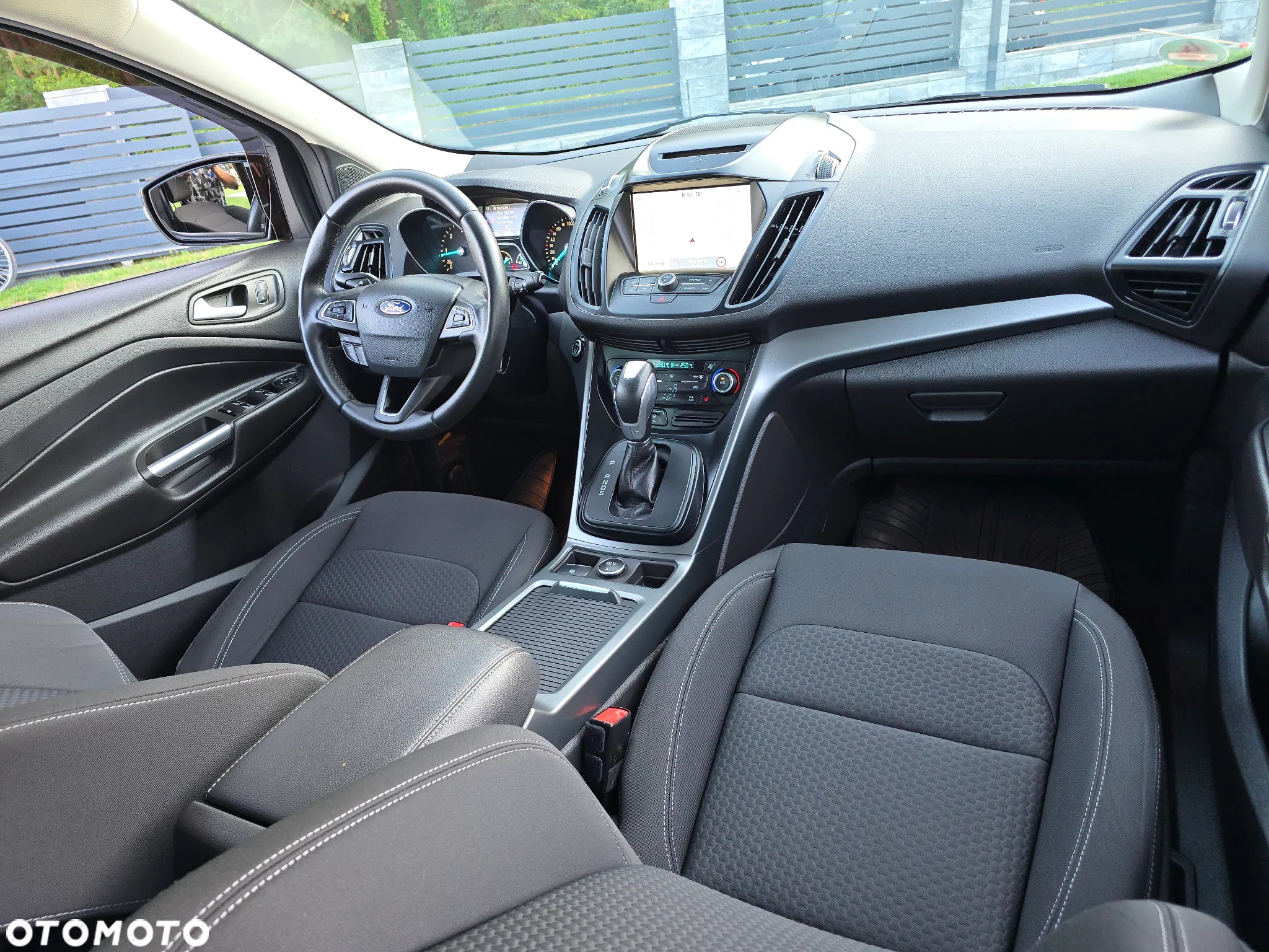 Ford Kuga 2.0 TDCi 4x4 Titanium - 26