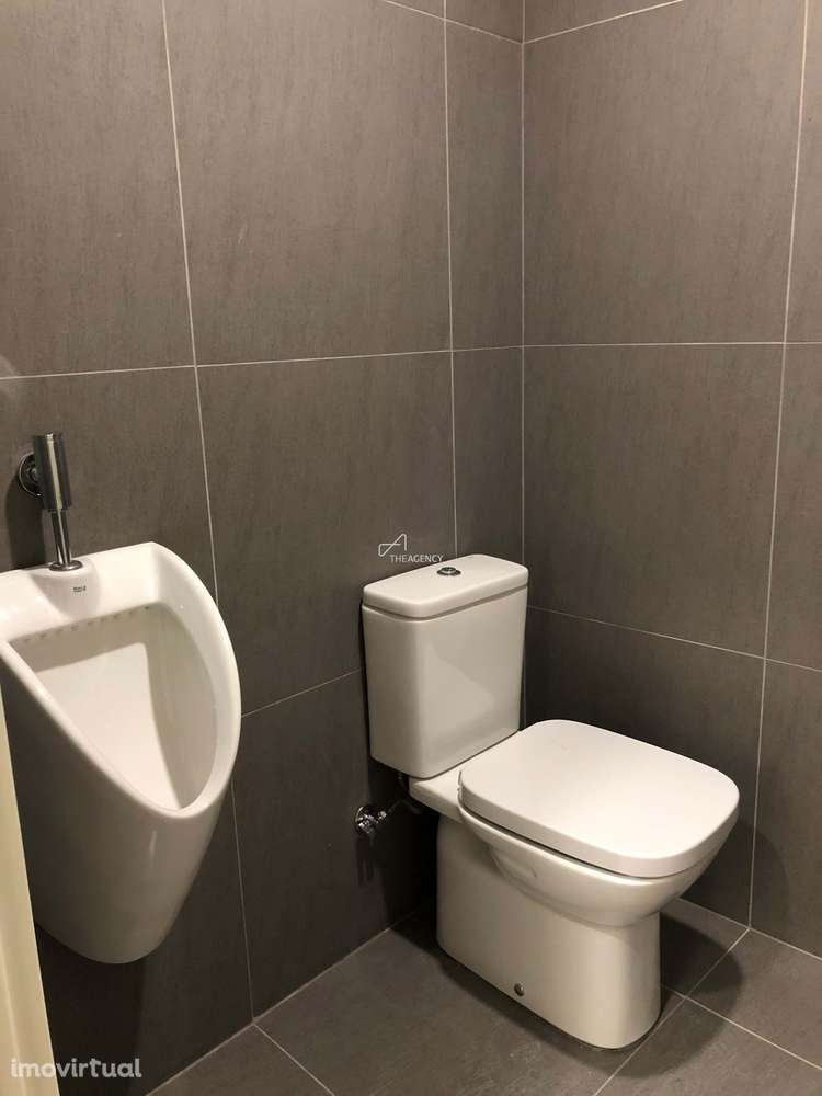 Loja para Venda – Localização Prestigiada em Cascais - Grande imagem: 5/9