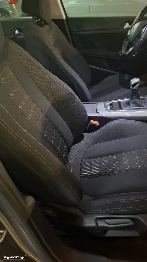 Peugeot 308 1.6 BlueHDi Allure - 6