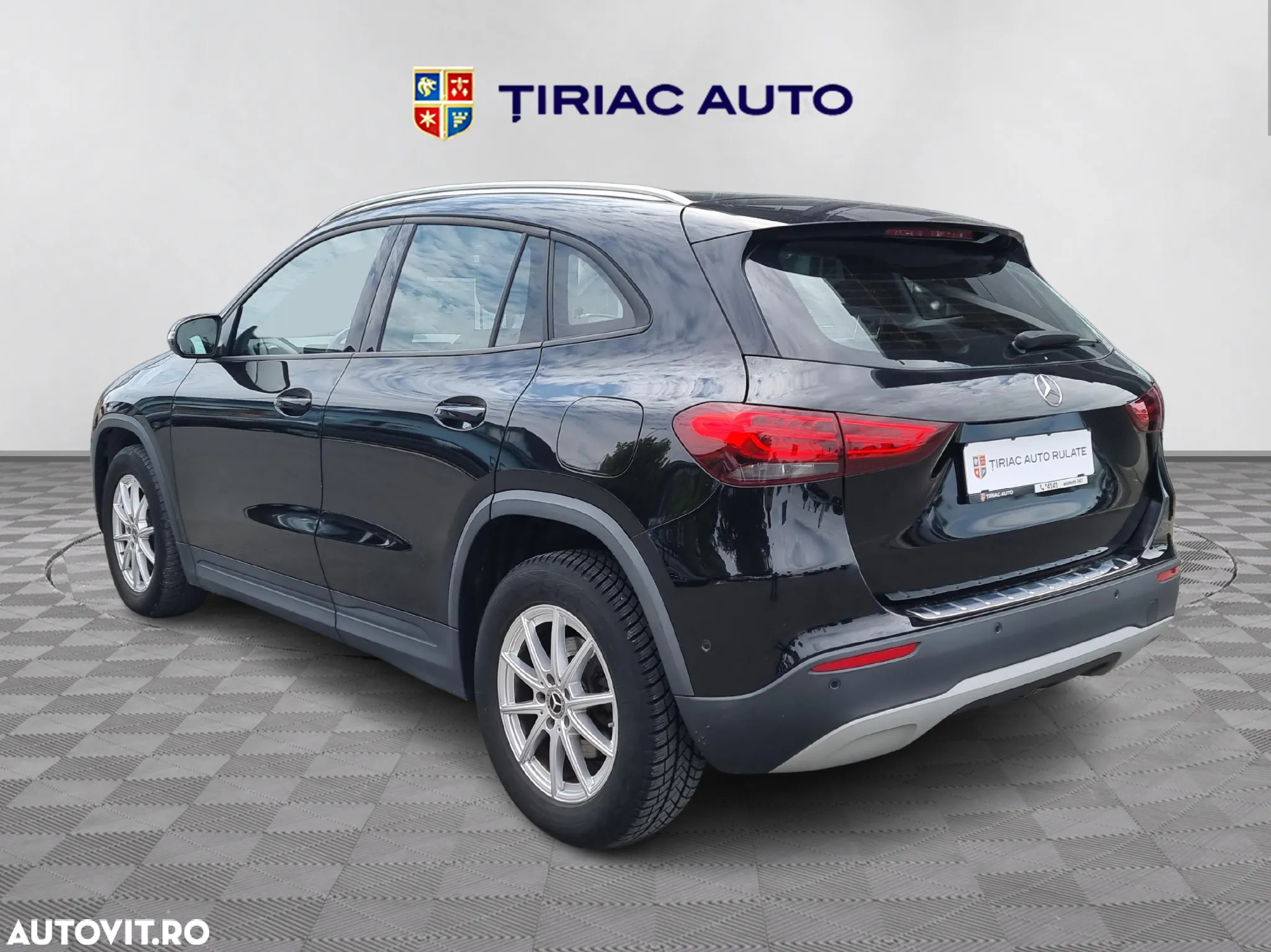 Mercedes-Benz GLA 180 d Aut. - 4