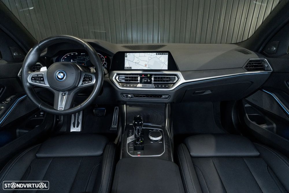 BMW 330 e Touring Pack M Auto - 6