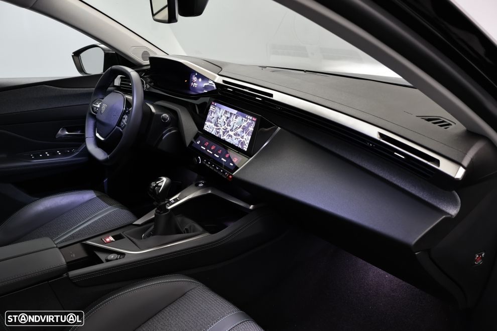 Peugeot 308 1.2 PureTech Allure Pack - 20