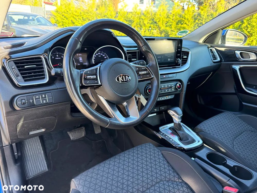 Kia Ceed 1.4 T-GDI DCT OPF Vision - 20