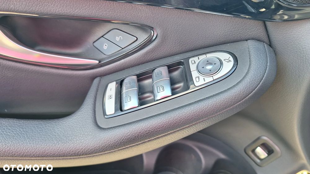 Mercedes-Benz GLC 220 d 4-Matic - 12