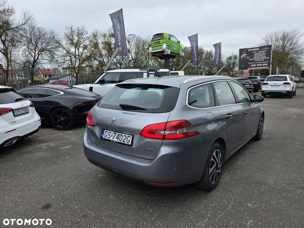 Peugeot 308 BlueHDi 120 EAT6 Stop & Start Active Business-Paket - 5