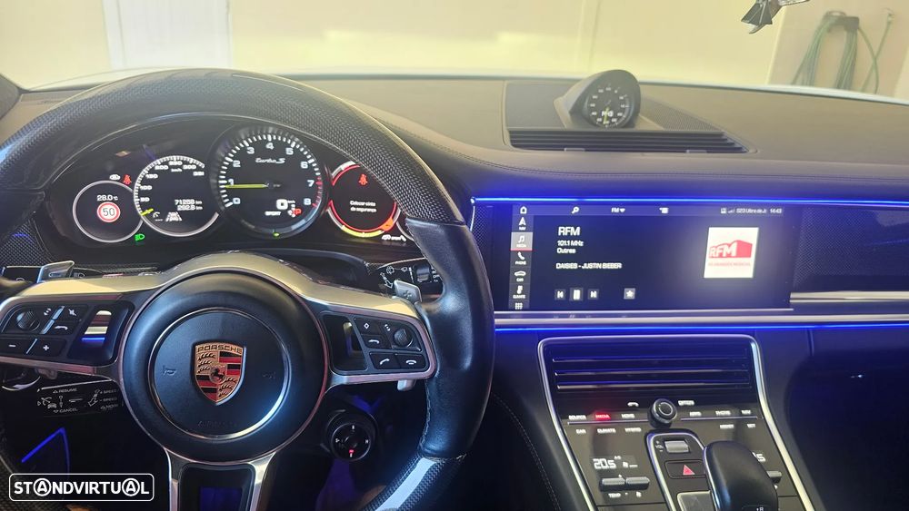 Porsche Panamera Sport Turismo - 27