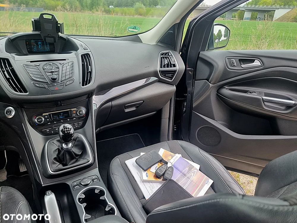 Ford Kuga - 26