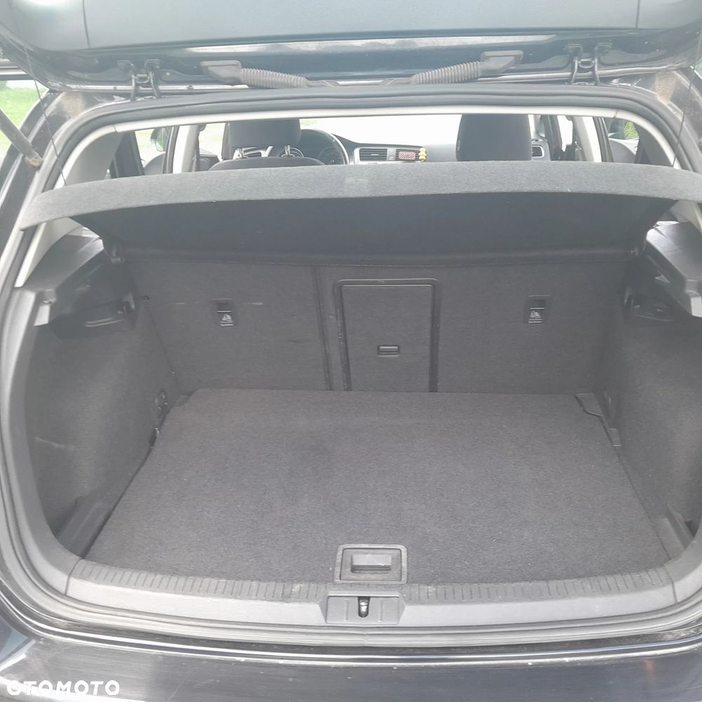 Volkswagen Golf 1.6 TDI BlueMotion Technology Comfortline - 18