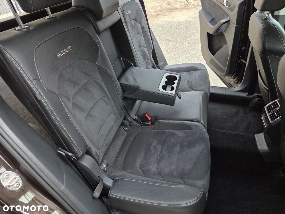 Skoda Kodiaq 2.0 TDI 4x4 DSG Scout - 10