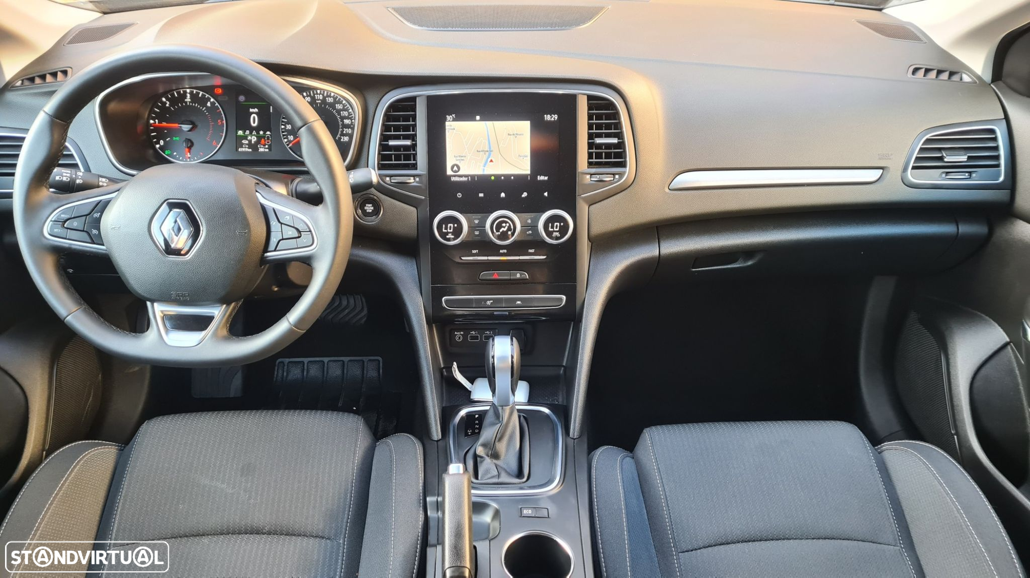 Renault Mégane 1.5 Blue dCi Intens EDC - 10