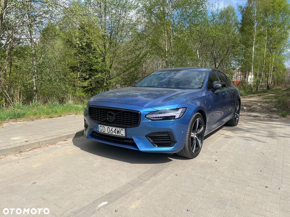 Volvo S90 T8 AWD Plug-In Hybrid R-Design - 1