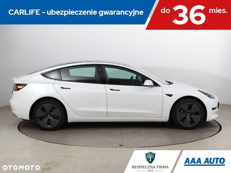Tesla Model 3 - 7