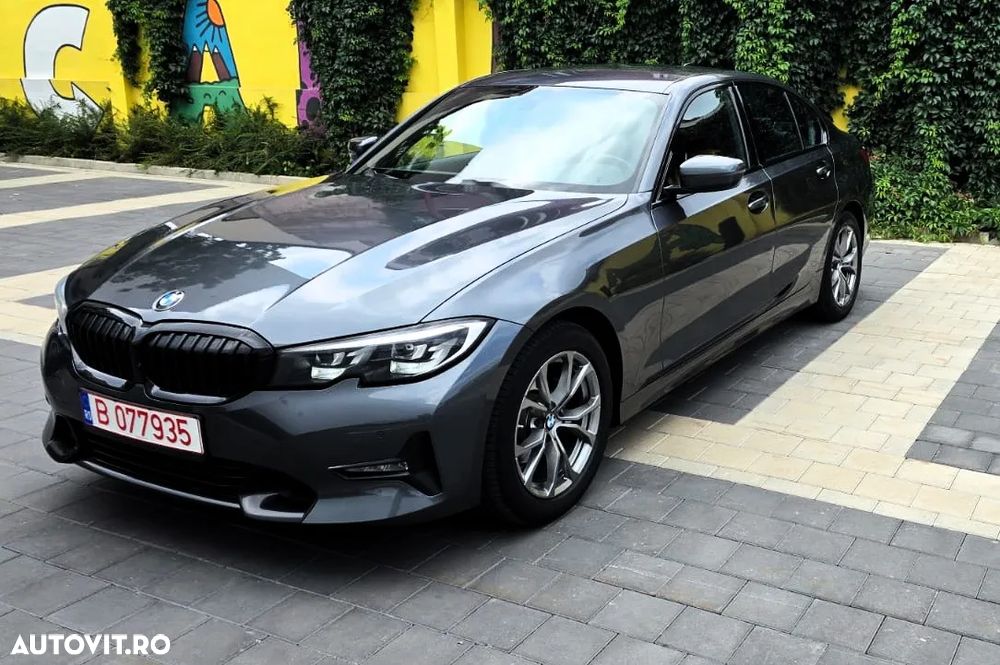 BMW Seria 3 318i Aut. Sport Line - 1