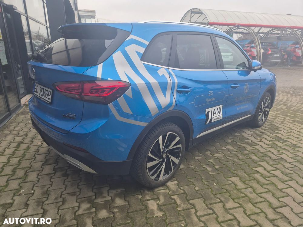 MG ZS HEV 1.5 GSI AT Exclusive - 5