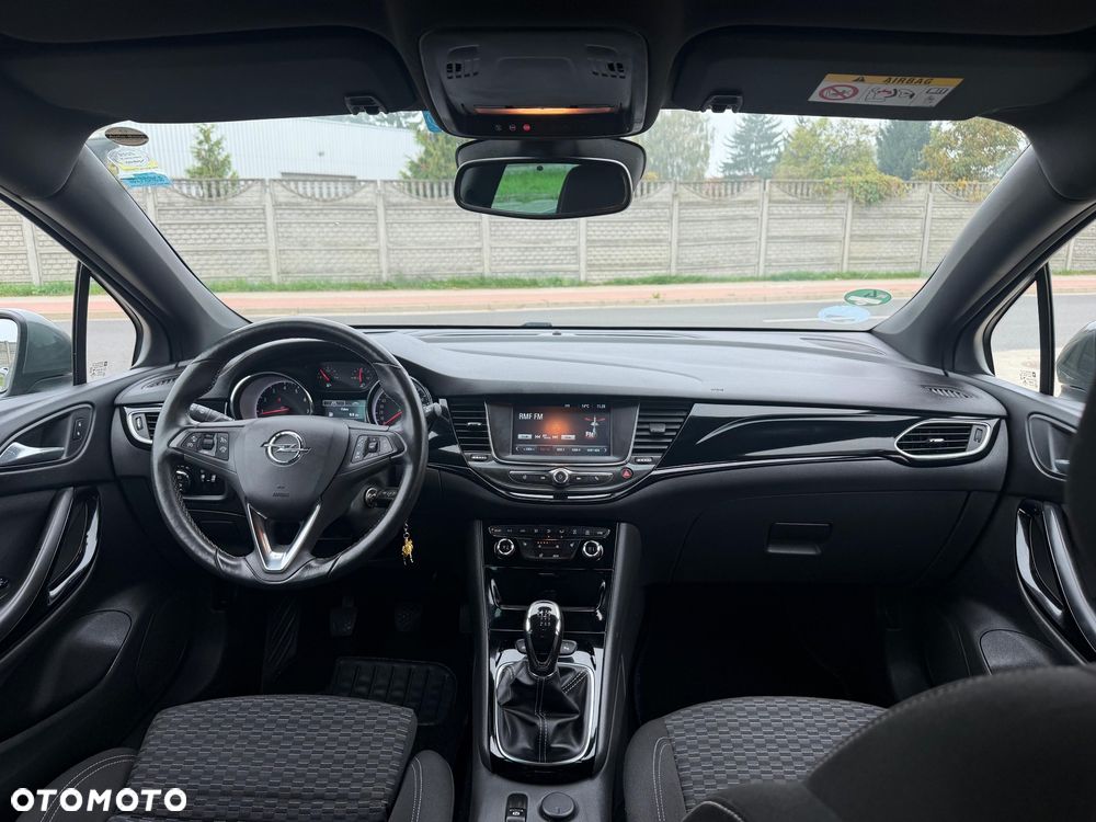 Opel Astra 1.4 Turbo Dynamic - 28