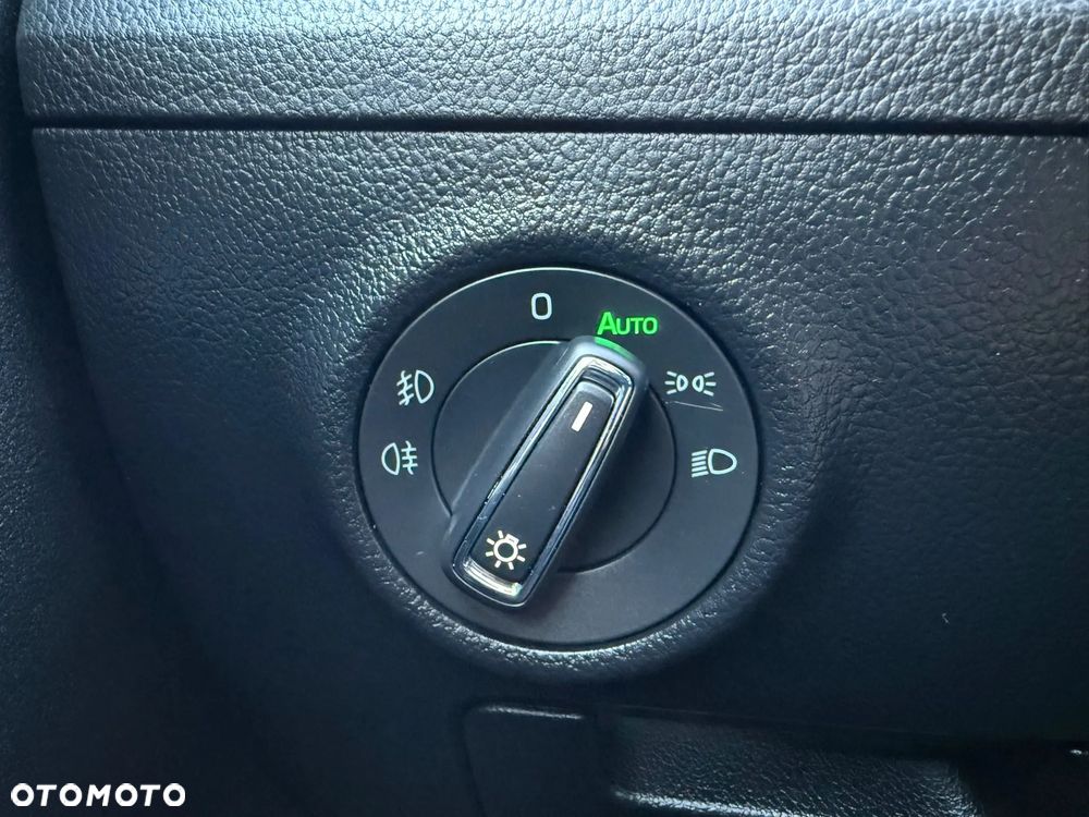 Skoda Superb 2.0 TSI 4x4 L&K DSG - 22