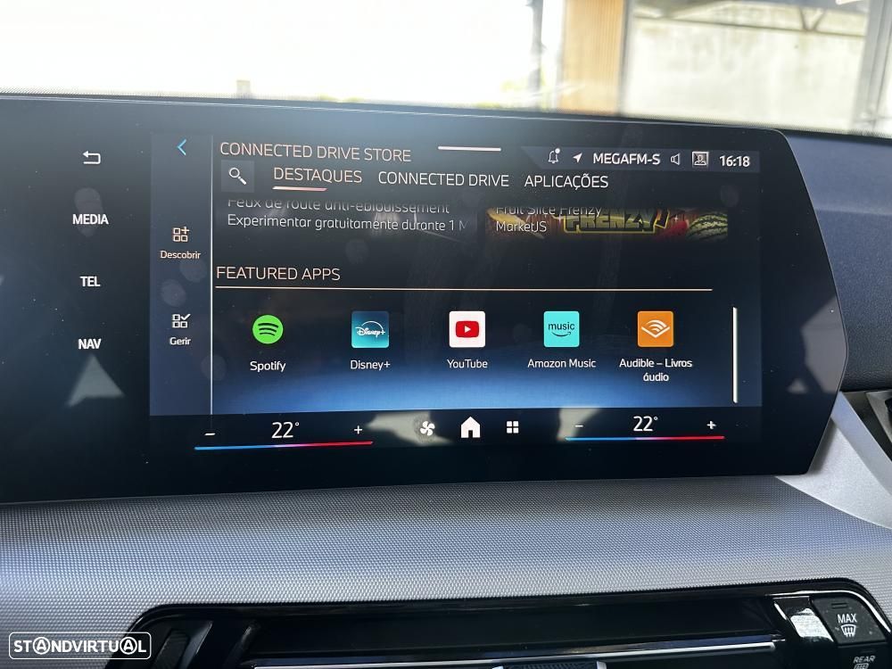 BMW iX2 eDrive20 - 23
