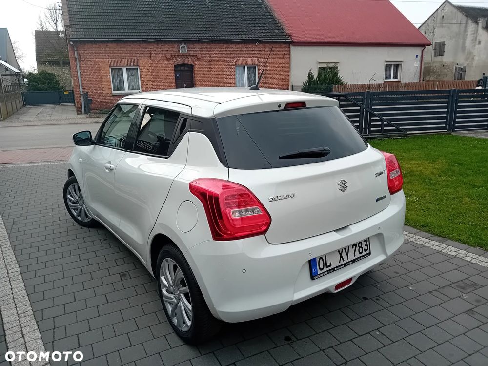 Suzuki Swift 1.2 Dualjet Hybrid CVT Comfort - 12
