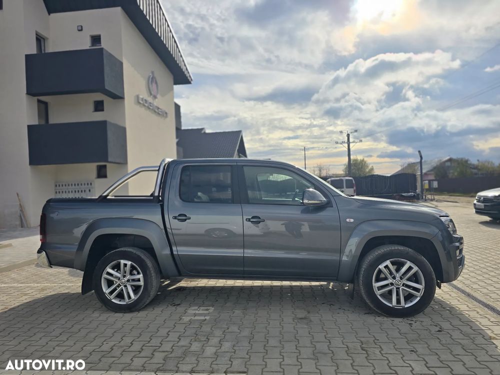 Volkswagen Amarok 3.0 TDI V6 4M Highline Aut. - 6