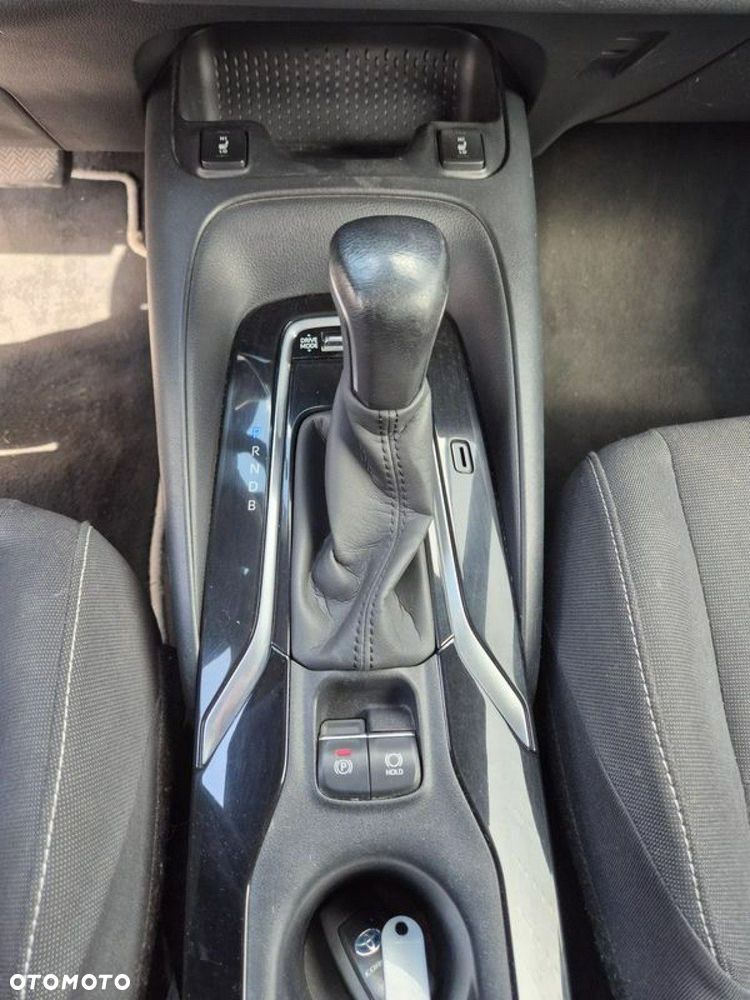 Toyota Corolla - 10
